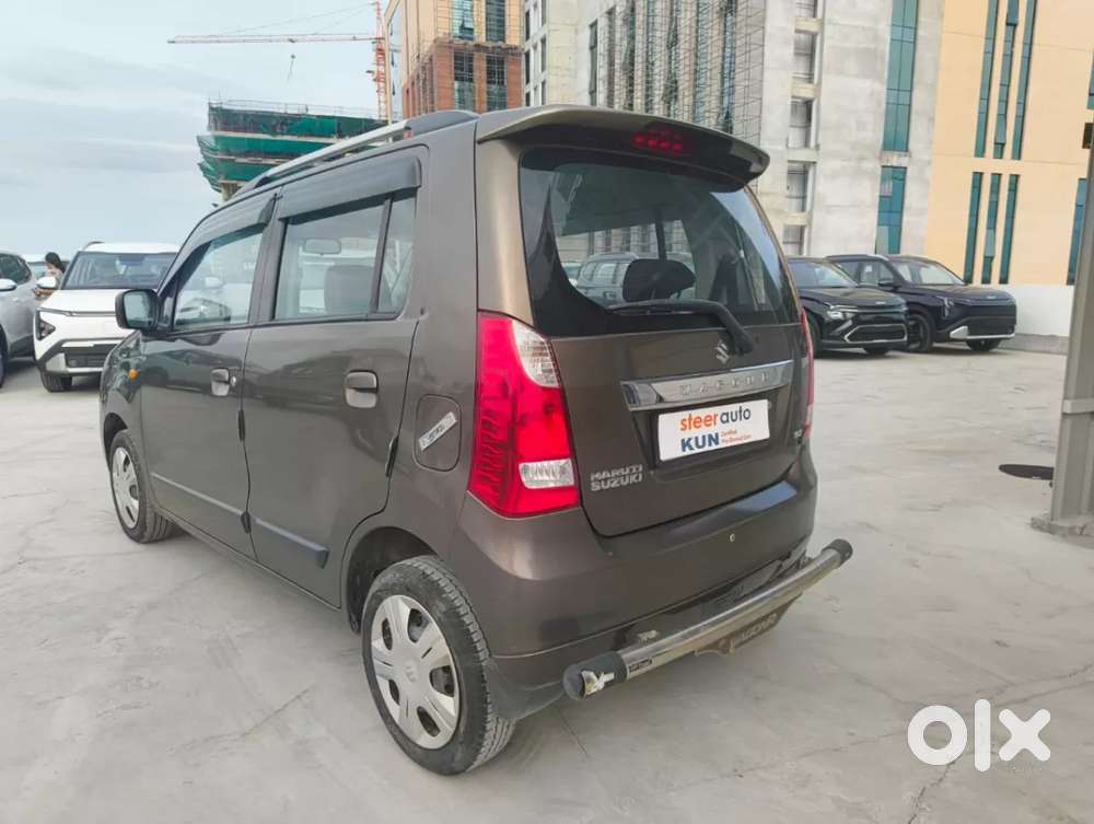 Maruti Suzuki Wagon R Vxi 1.0, 2018, Petrol