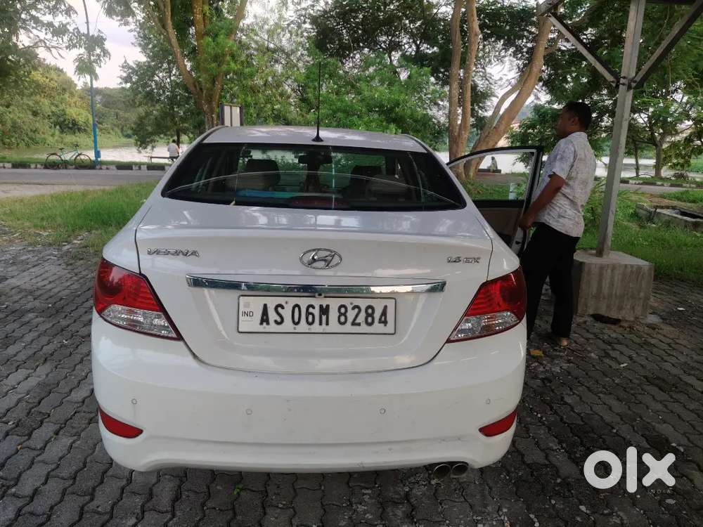 Hyundai New Verna 2013 Manual