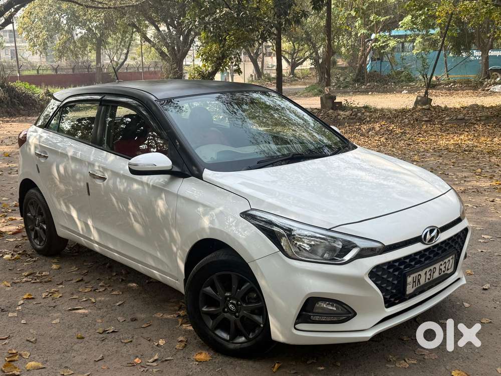 Hyundai I20 Asta 1.4 At Vtvt, 2018, Petrol