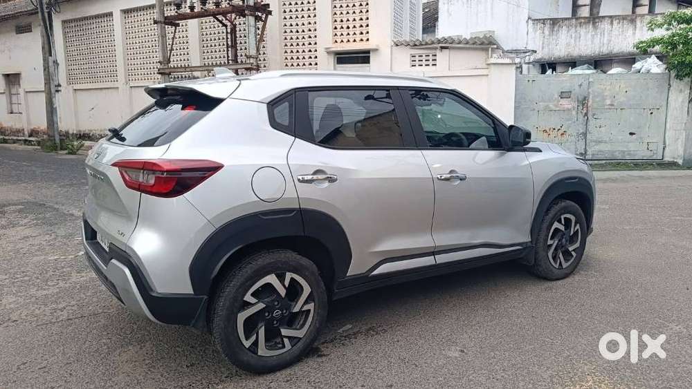 Nissan Magnite 1.0 Xv Executive Turbo Cvt, 2023, Petrol