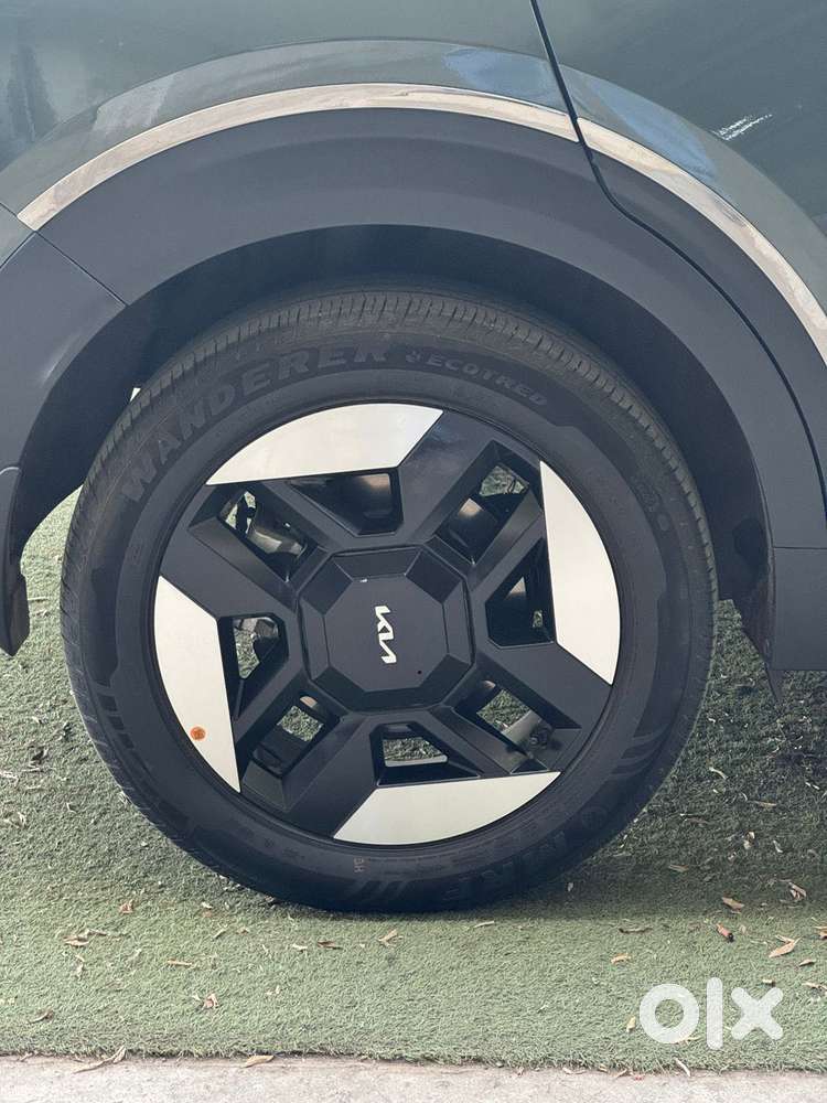 Kia Carens Clavis Ev Htk+, 2025, Electric