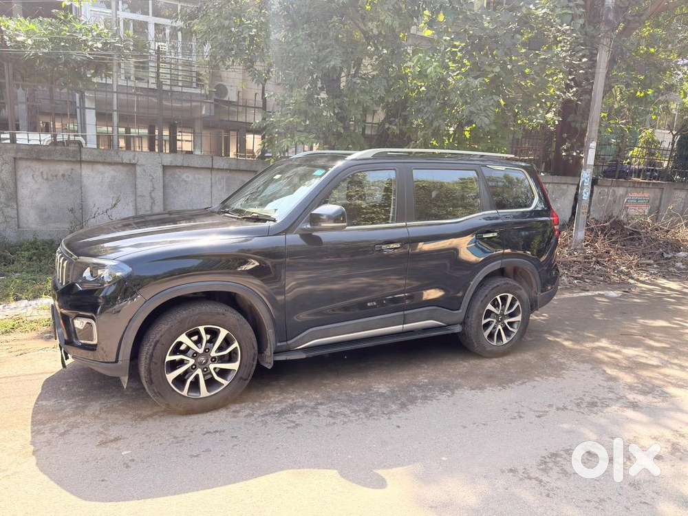 Mahindra Scorpio-n 2023 Petrol 15000 Km Driven