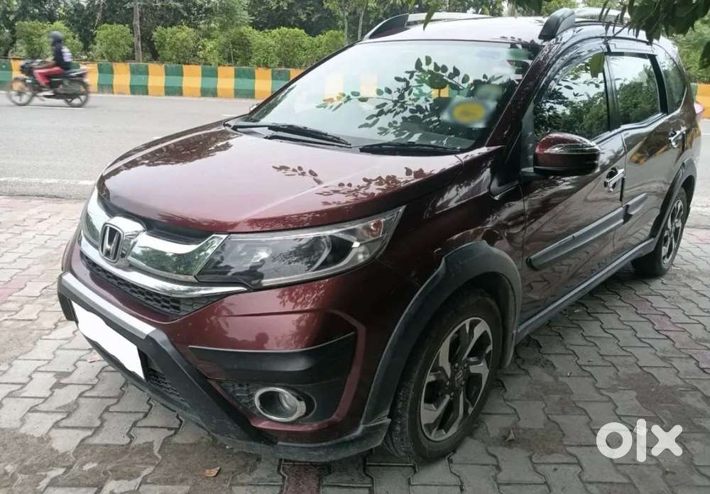 Honda Br-v Style Edition V Cvt, 2018, Petrol