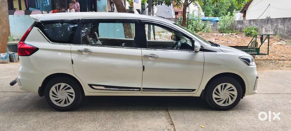 Maruti Suzuki Ertiga 1.4 Vxi Cng Anniversary Edition, 2024, Cng & Hy..