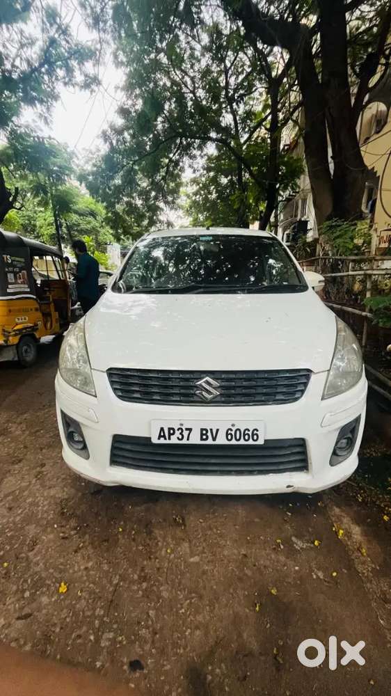 Maruti Suzuki Ertiga 2013