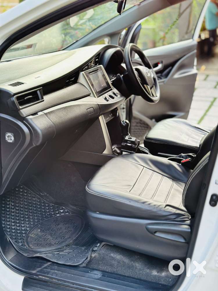 Toyota Innova Crysta