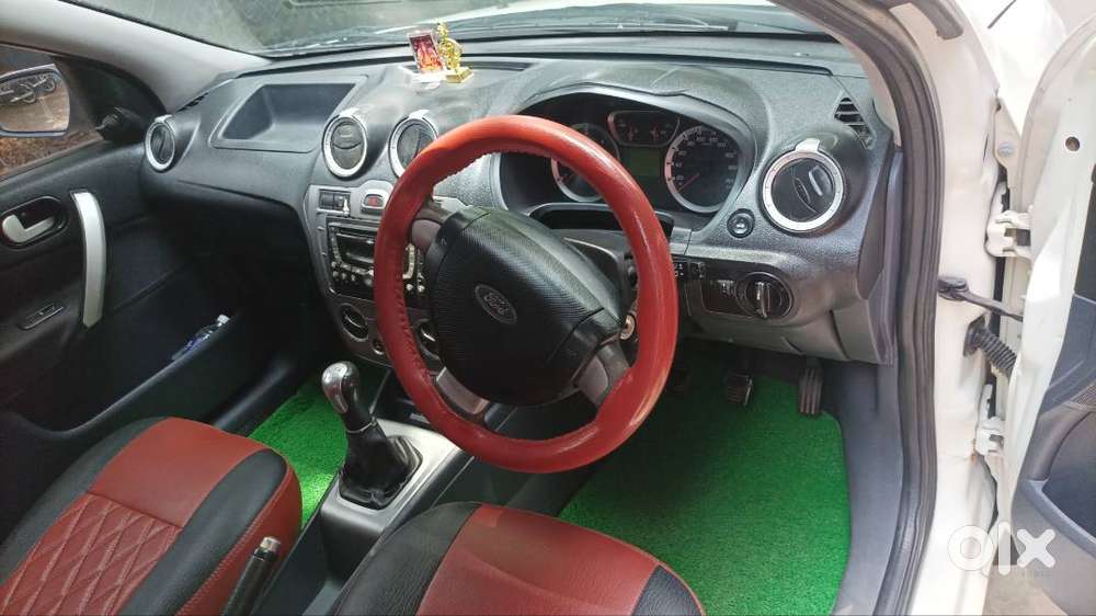 Centre Lock.power Window.