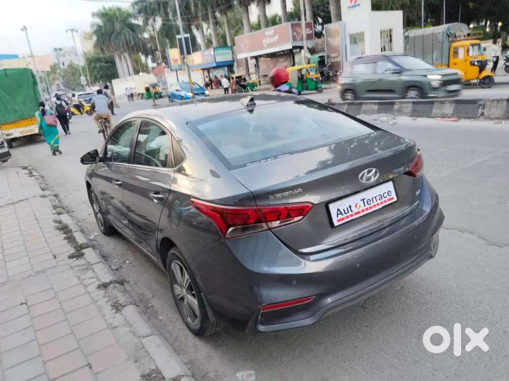Hyundai Verna 1.6 Vtvt Sx, 2017, Petrol