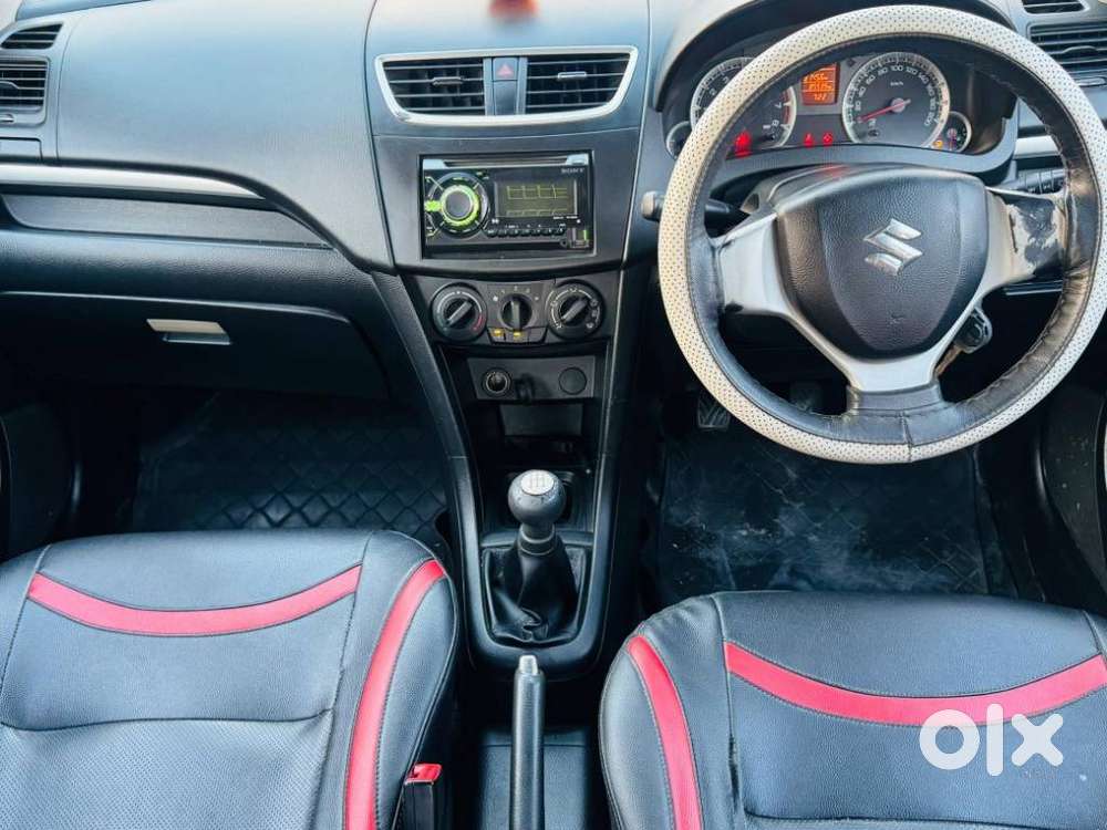 Maruti Suzuki Swift Vxi + Manual, 2013, Petrol