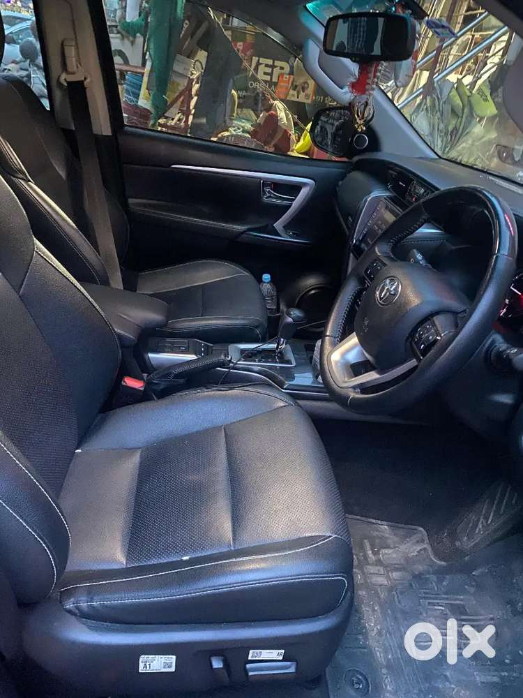 Toyota Fortuner Diesel 2015  April