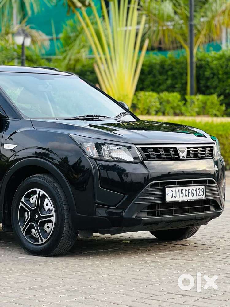 Mahindra Xuv300 W4, 2024, Petrol