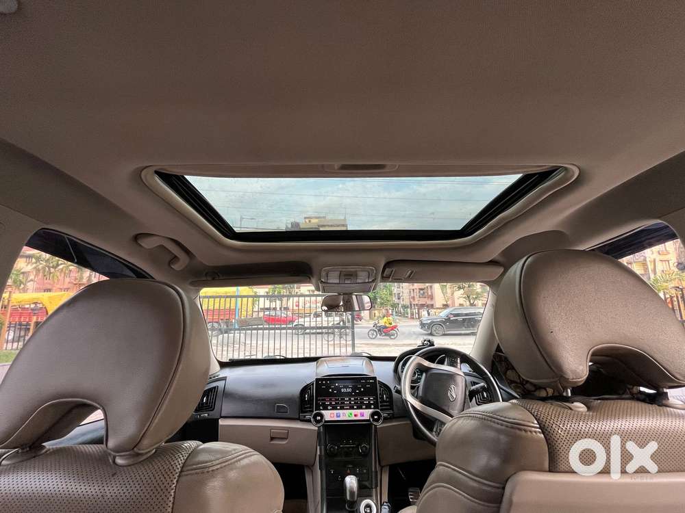 Mahindra Xuv500 2.2 W10 Sportz Edition Mt, 2017, Diesel