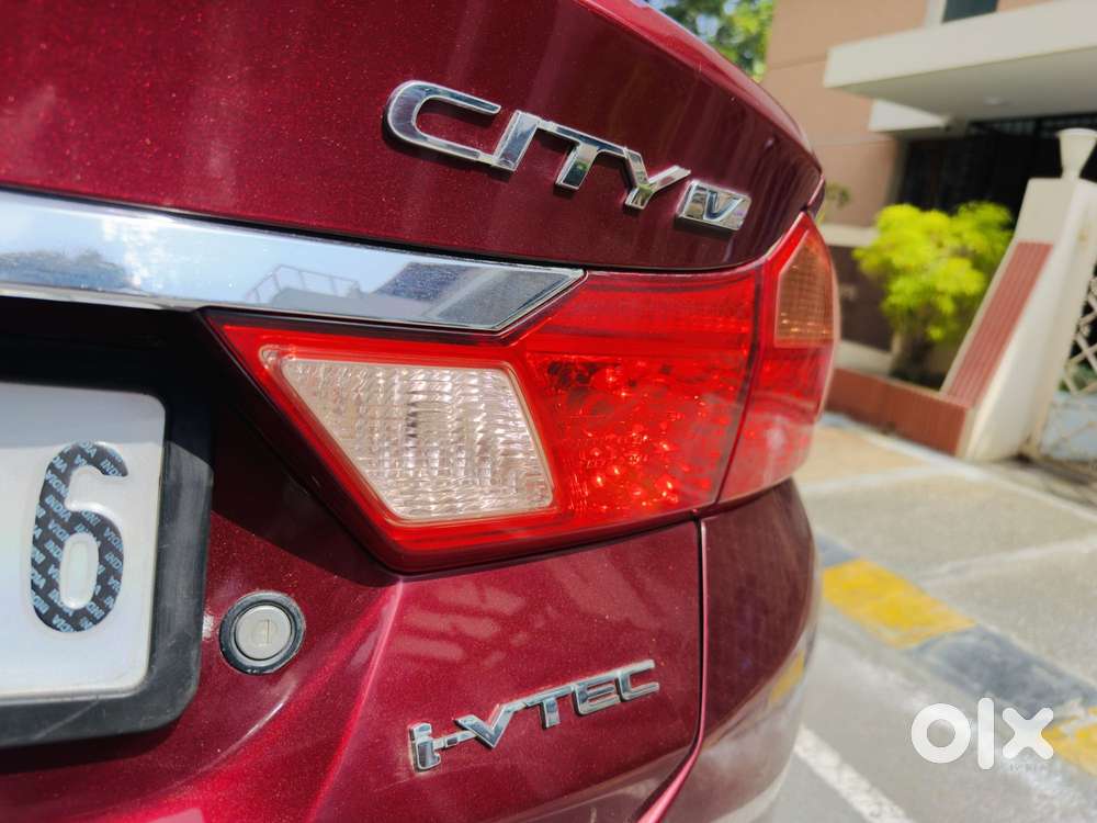 Honda City V Mt, 2015, Petrol