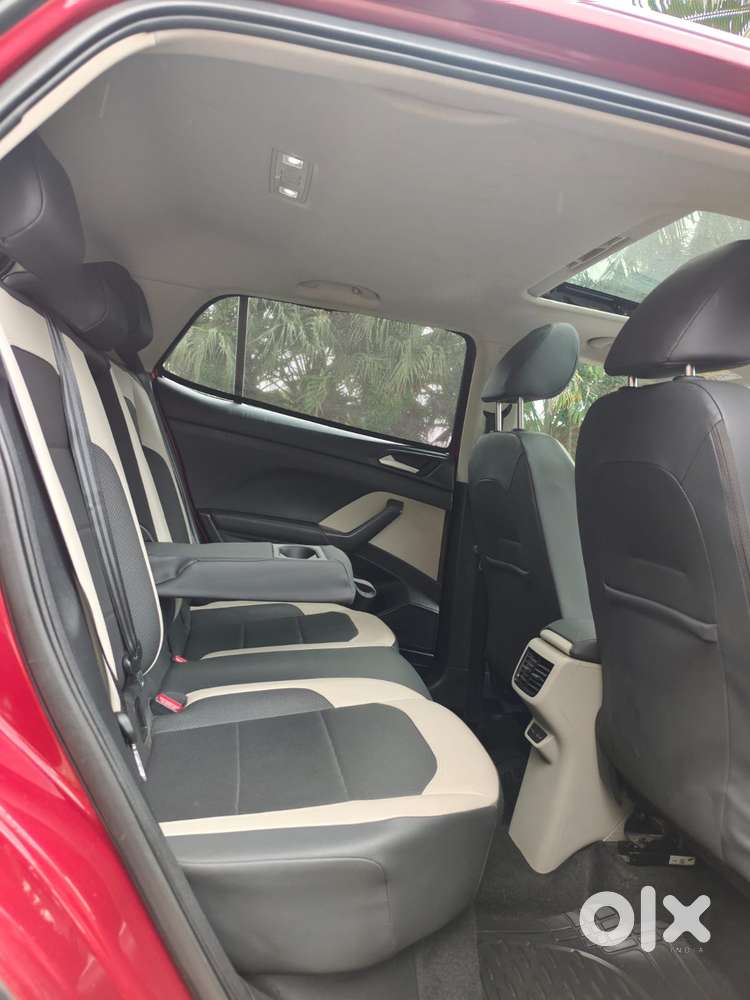 Volkswagen Taigun Topline 1.0 Tsi At (electric Seats), 2024, Petrol