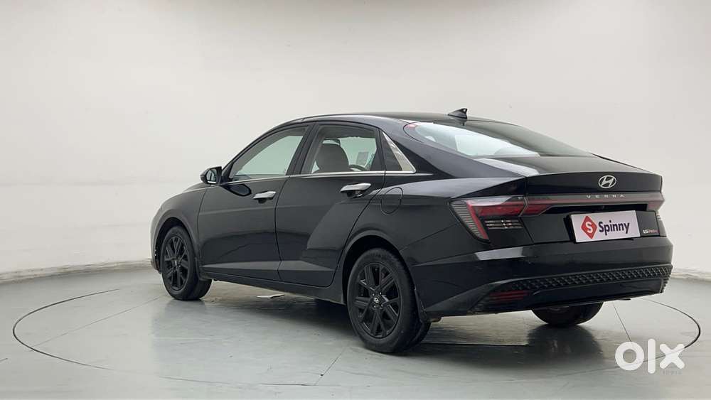 Hyundai Verna 1.5 Sx Turbo Petrol Mt, 2023, Petrol
