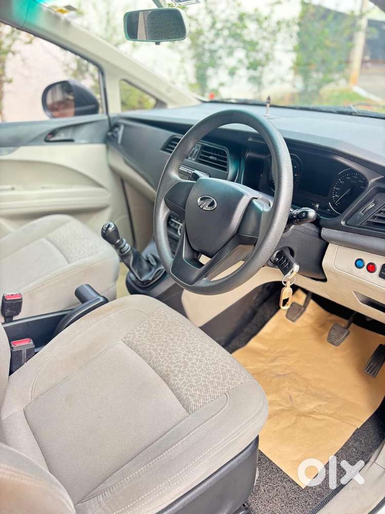 Mahindra Marazzo M2, 2018, Diesel
