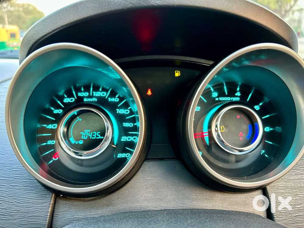 Mahindra Xuv500 W9, 2020, Diesel