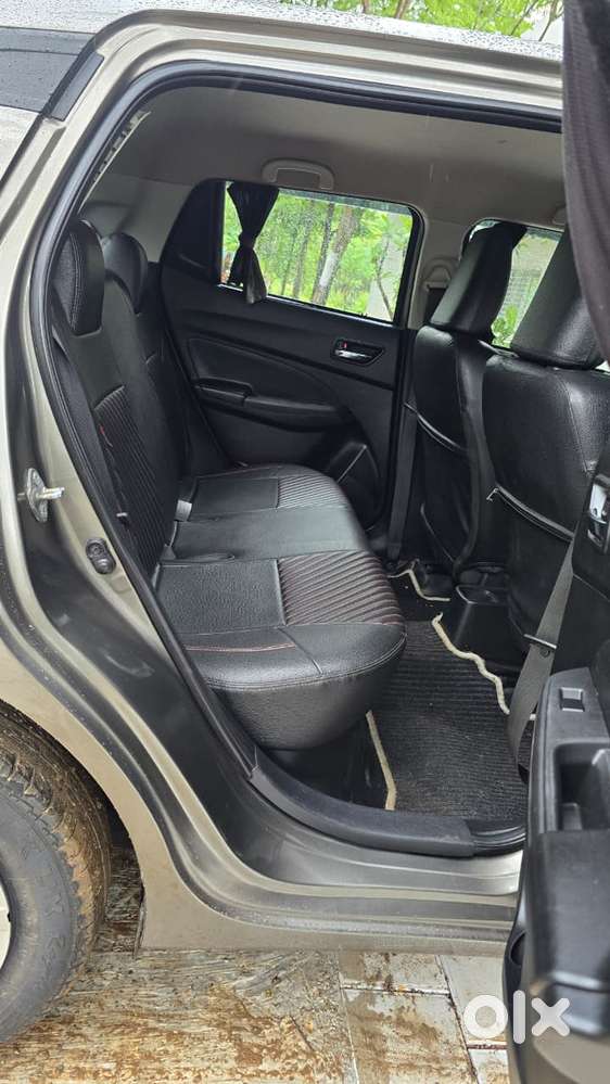 Maruti Suzuki Swift Vxi + Manual, 2022, Petrol