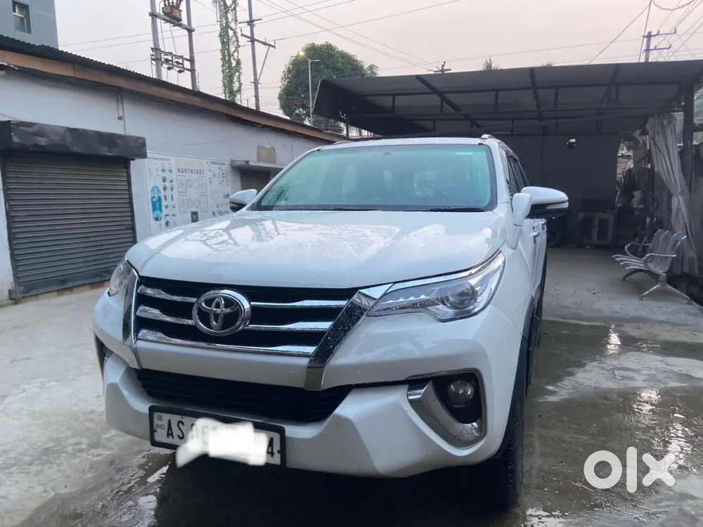 Toyota Fortuner 2018 Diesel 214000 Km Driven