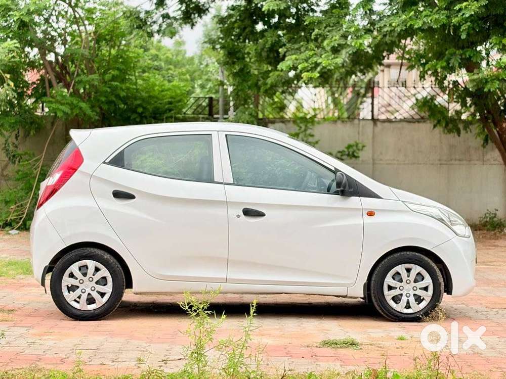 Hyundai Eon Era +, 2017, Petrol