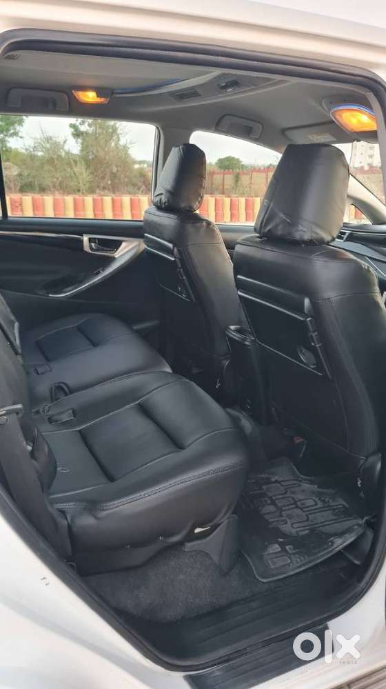 Toyota Innova Crysta 2.4 V 8 Str, 2022, Diesel