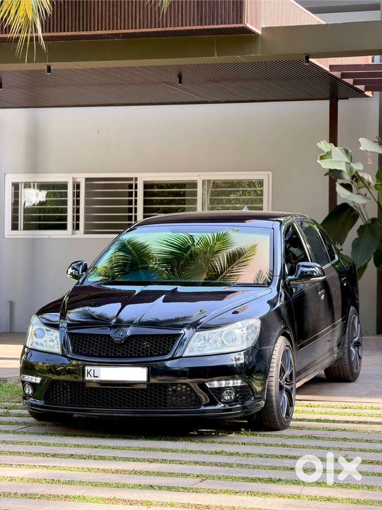 Skoda Laura