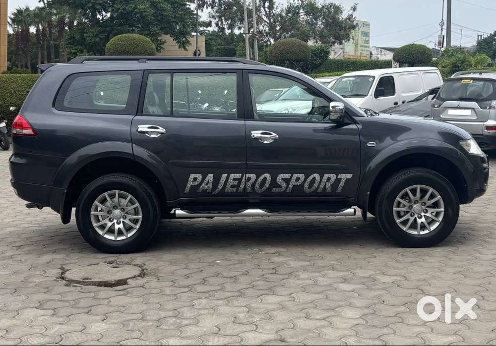 Mitsubishi Pajero Sport 2015 At 2wd 88500 Kms, Chandigarh Regd.