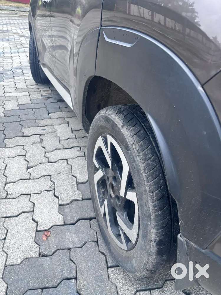 Nissan Magnite Turbo Cvt Xv Premium (top Model)  2021  Automatic Cvt