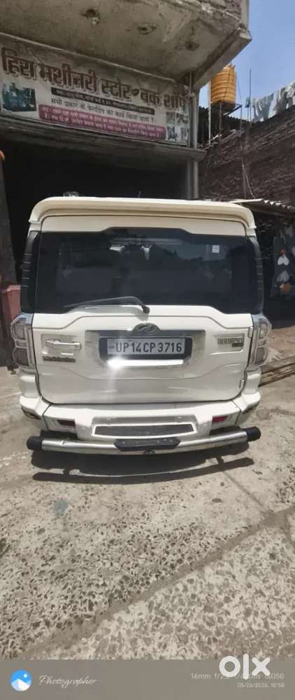Mahindra Scorpio Classic 2015 Petrol Classic