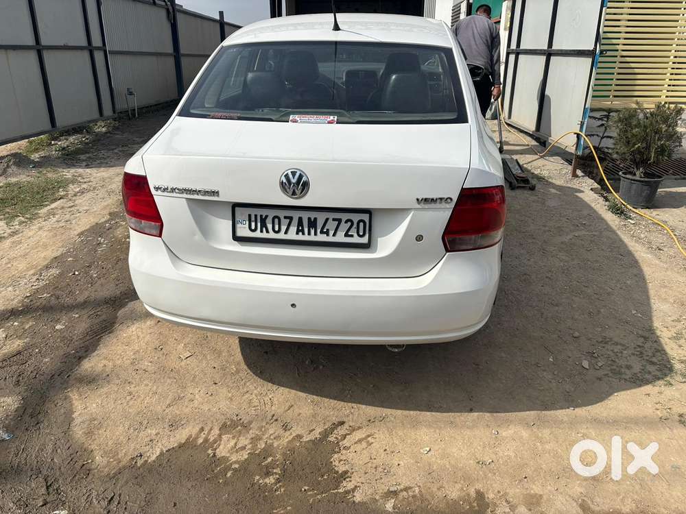 Volkswagen Petrol 2011 Year