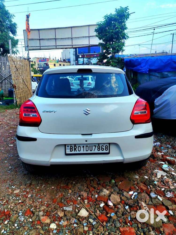 Maruti Suzuki Swift Vxi + Manual, 2018, Petrol