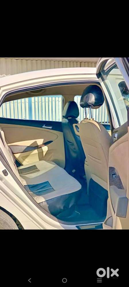 Hyundai Verna 1.6 Sx Crdi (o), 2015, Diesel