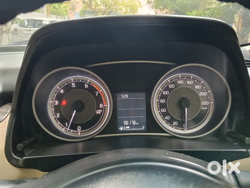 Maruti Suzuki Dzire Vxi Ags, 2021, Petrol