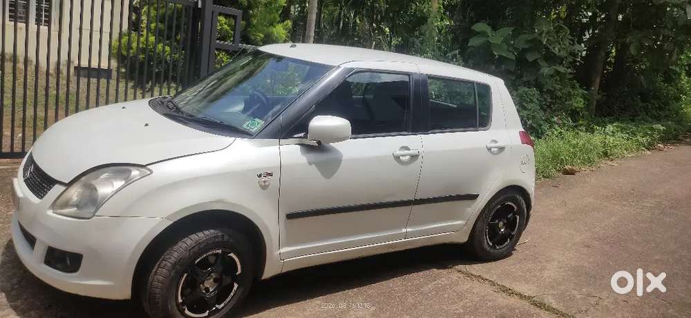 Swift Vxi.not Much Used...neat And Clean