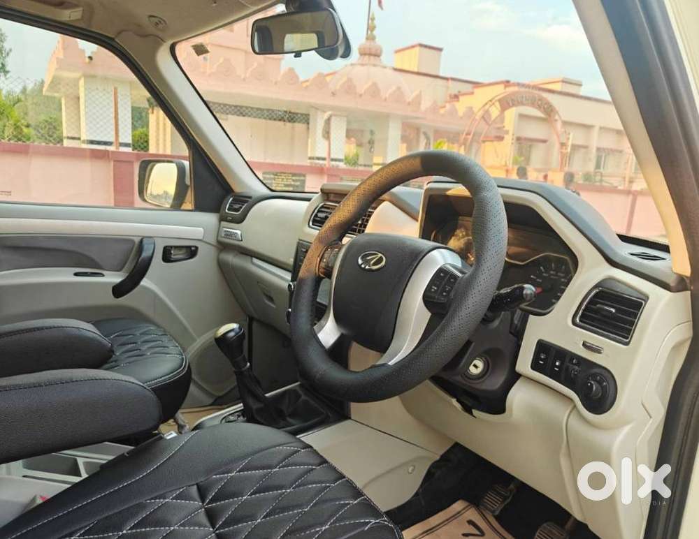 Mahindra Scorpio S10, 2017, Diesel