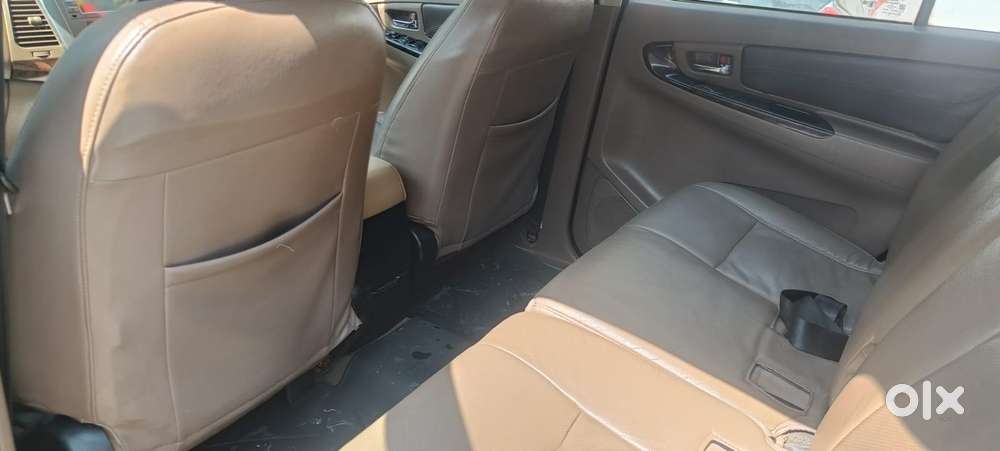 Toyota Innova 2.5 V 7 Str, 2015, Diesel