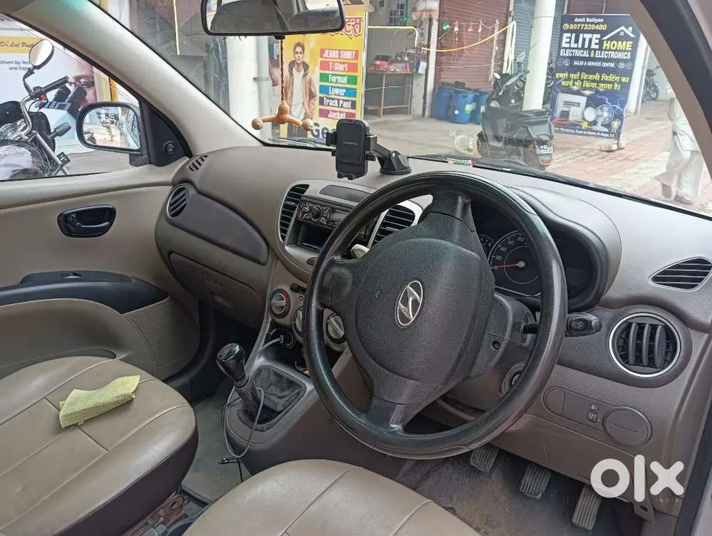 Hyundai I10 Petrol Manual October 2013