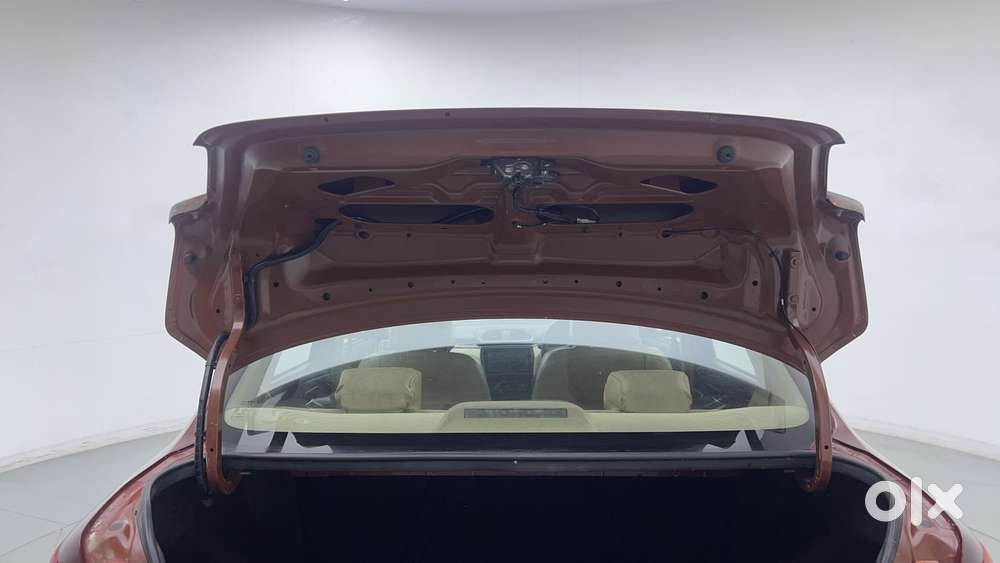 Maruti Suzuki Dzire 1.2 Vxi, 2017, Petrol