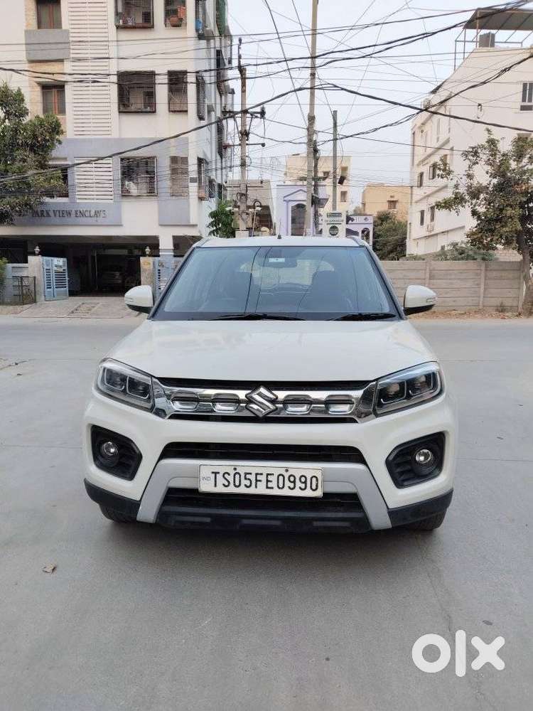 Maruti Suzuki Vitara Brezza Zxi+ Amt, 2021, Petrol