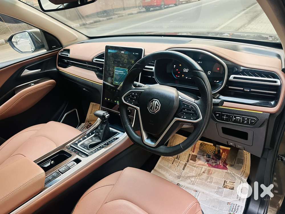 Mg Hector Plus Sharp Pro 1.5 Turbo Petrol Cvt 6 Str, 2024, Petrol