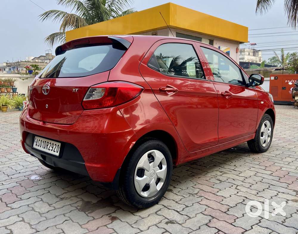 Tata Tiago 1.2 Revotron Xt (o), 2018, Petrol