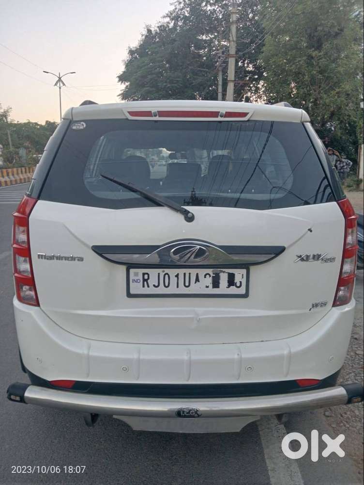 Mahindra Xuv500 2016 Diesel 140000 Km Driven