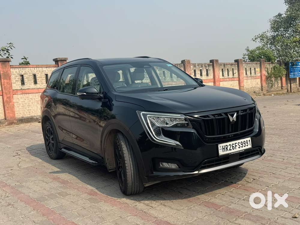 Mahindra Xuv700 2.0 Ax 7 Petrol At Luxury Pack Str, 2025, Petrol