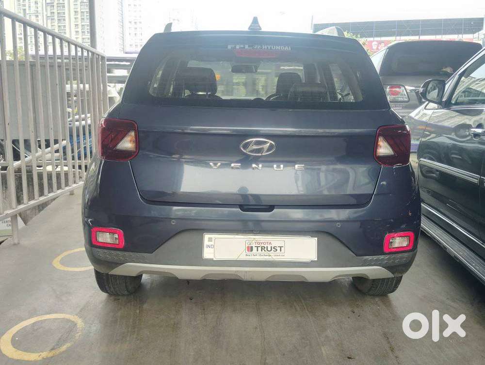 Hyundai Venue, 2021, Petrol