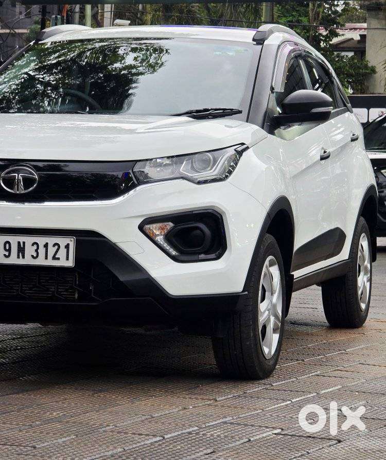 Tata Nexon 1.2 Revotron Xm (s), 2022, Petrol