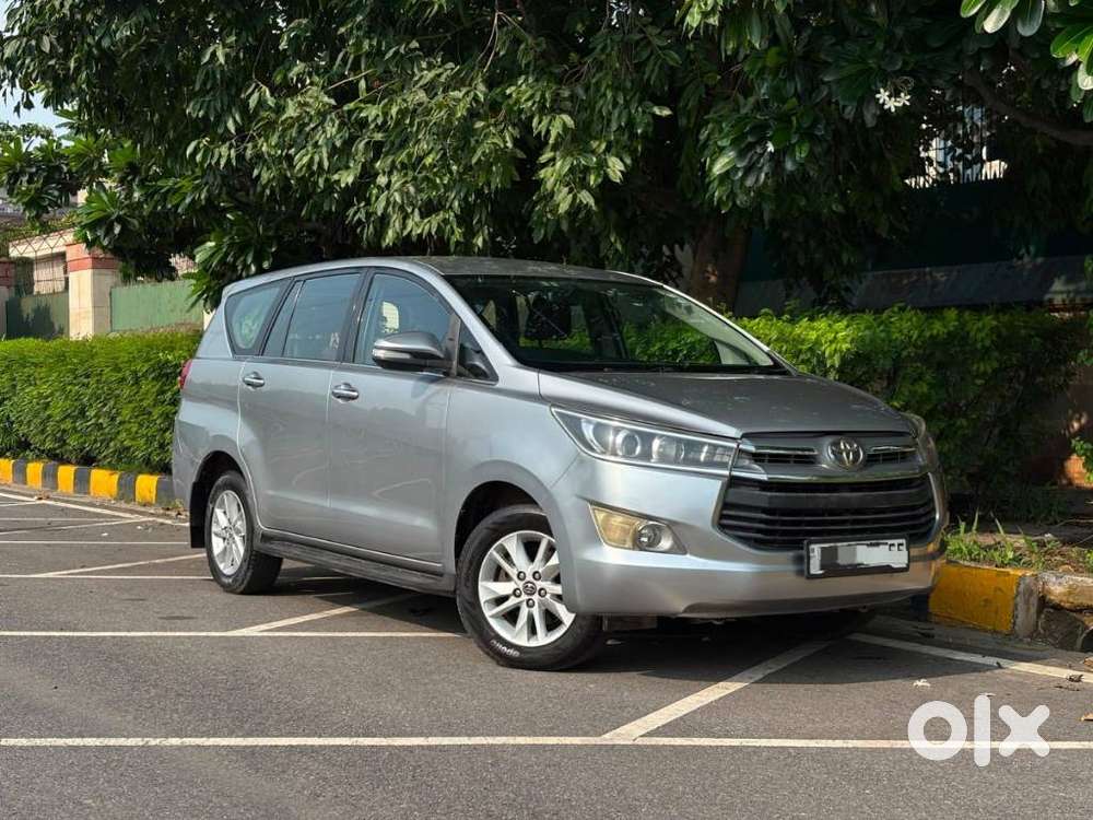 Toyota Innova Crysta 2.4 V 7 Str, 2016, Diesel