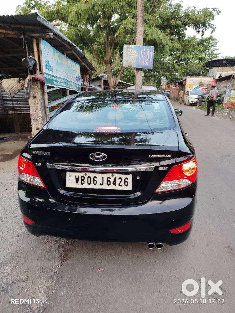 Hyundai Verna Fluidic 1.6 Vtvt Sx, 2012, Petrol
