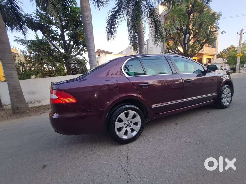 Skoda Superb Corporate 1.8 Tsi Mt, 2011, Petrol