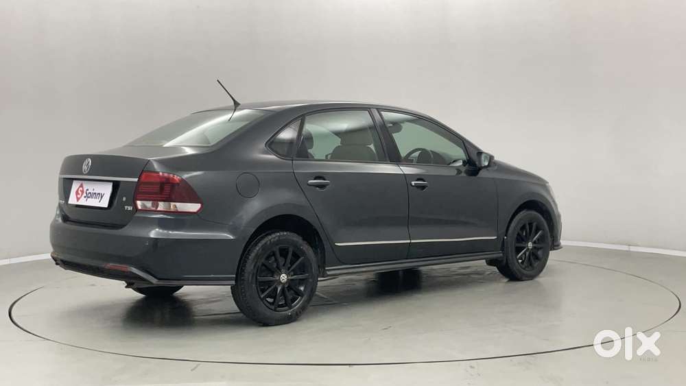 Volkswagen Vento Petrol Highline At, 2022, Petrol