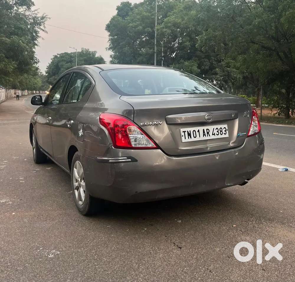 Nissan Sunny Diesel 2012
